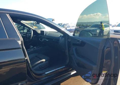 2019 Audi A5 45 Premium z USA, uszkodzony, nr VIN WAUENCF5XKA075441